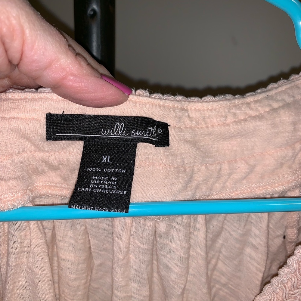 V Neck Shirt - Picture 2 of 2